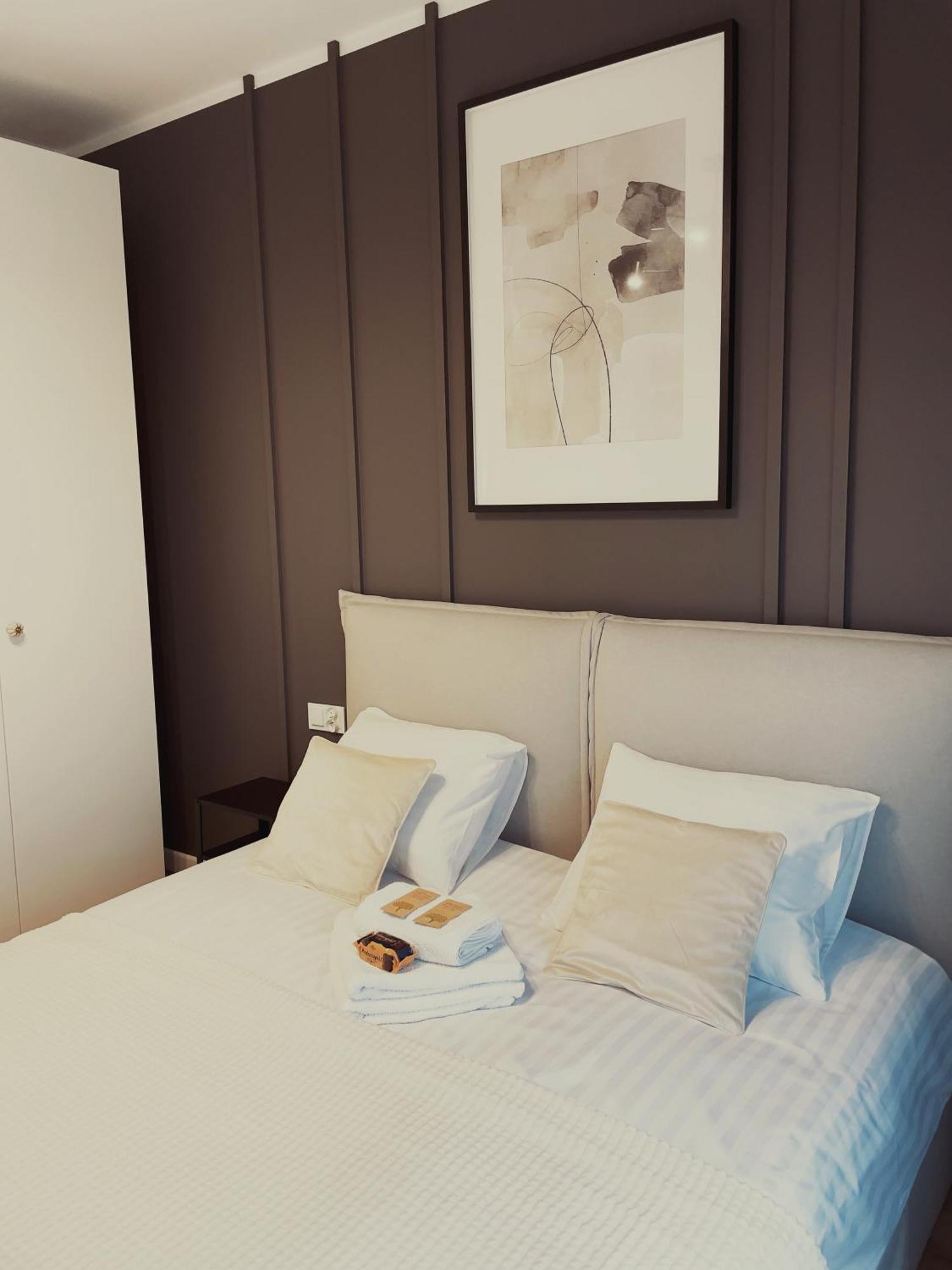 Finezja Apartment With Private Parking Torun Exterior photo